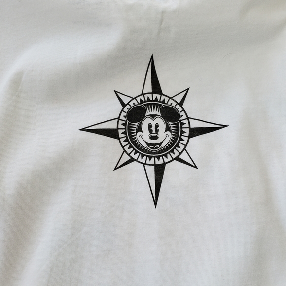 🆕️ Disney Discover the Magic Long Sleeve Tee - Picture 6 of 9